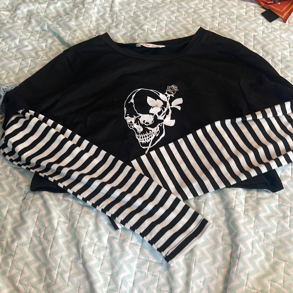 never worn, from romwe
